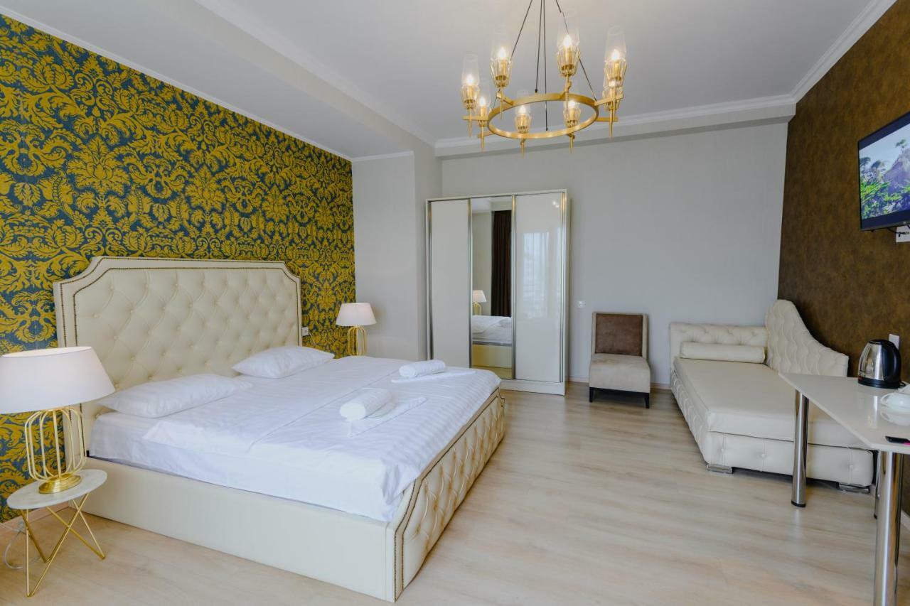 Golden Globe Boutique Hotel Tiflis Exterior foto